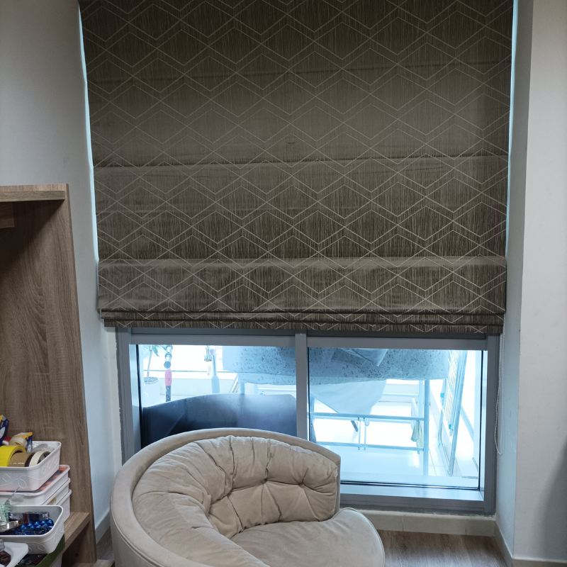 Roman Blinds – Reem Furnishings